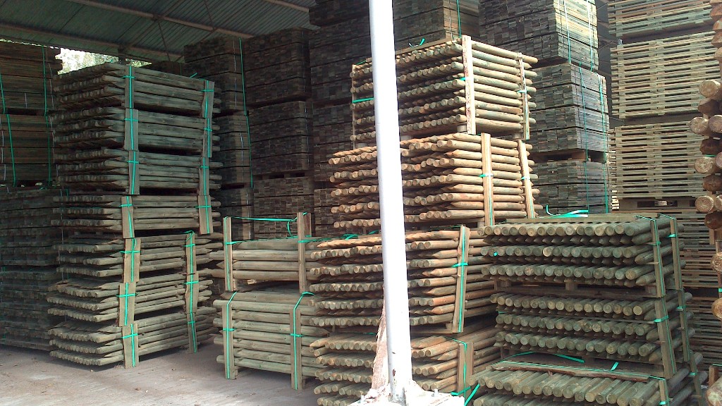 Drewno konstrukcyjne - pale i palisady